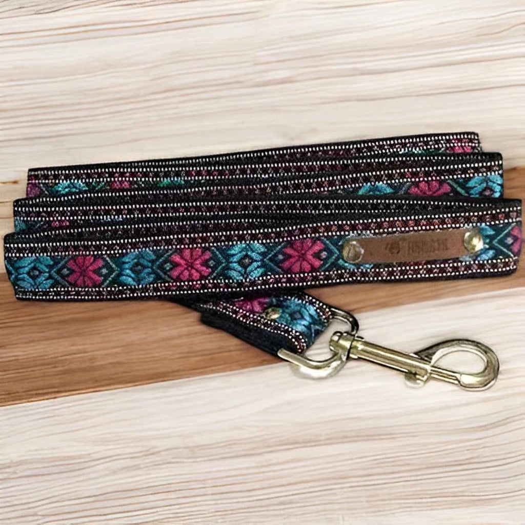 Chic Canine Couture Dog Lead made by Finnigans Play Pen